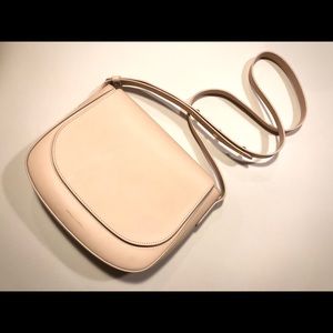 *PRISTINE* MANSUR GAVRIEL Calf Crossbody in ROSA